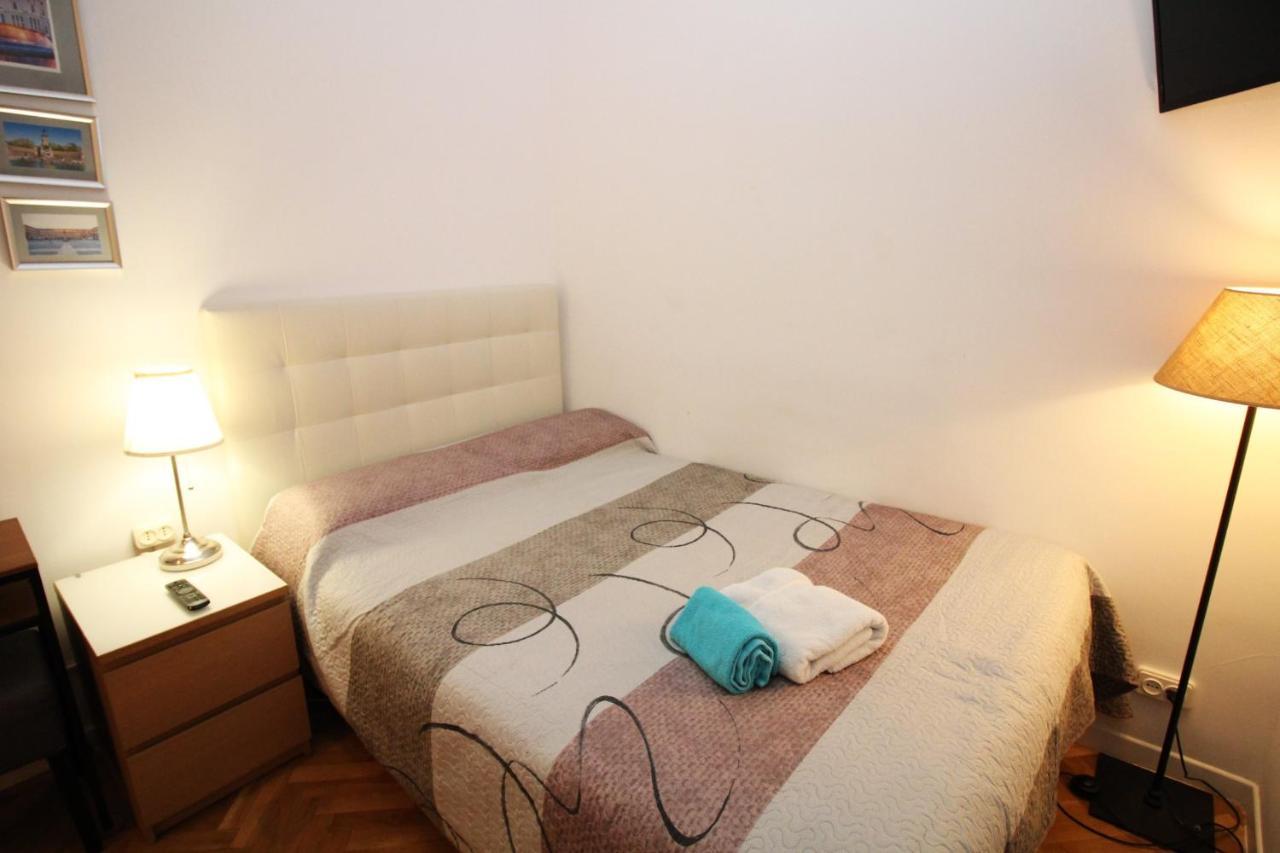 Madrid, C. Mayor ภายนอก รูปภาพ