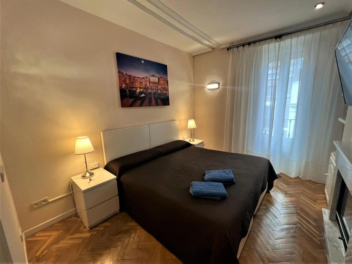 Madrid, C. Mayor ภายนอก รูปภาพ